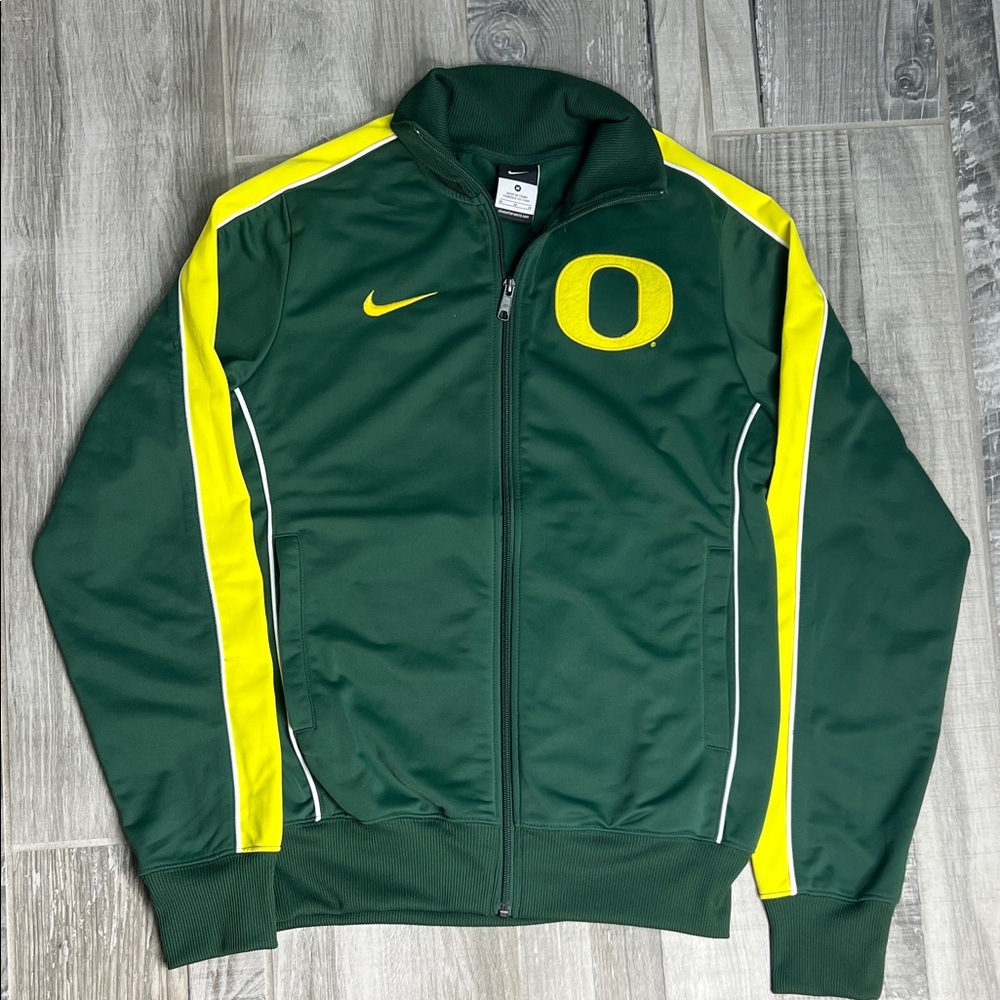Nike Oregon Ducks Track Jacket Men’s Size M Green/Yellow Full Zip.